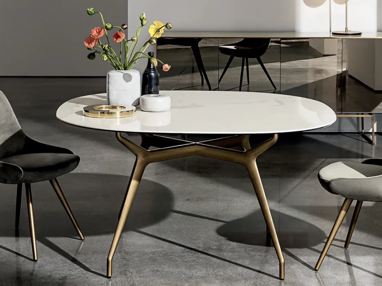 Sovet Italia Arkos asztal